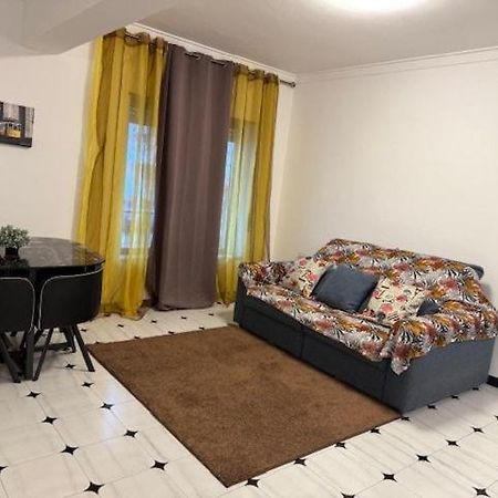 Apartamento Marisol Confort Aroeira  Екстериор снимка